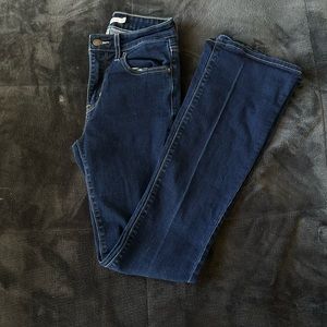 Levis 725